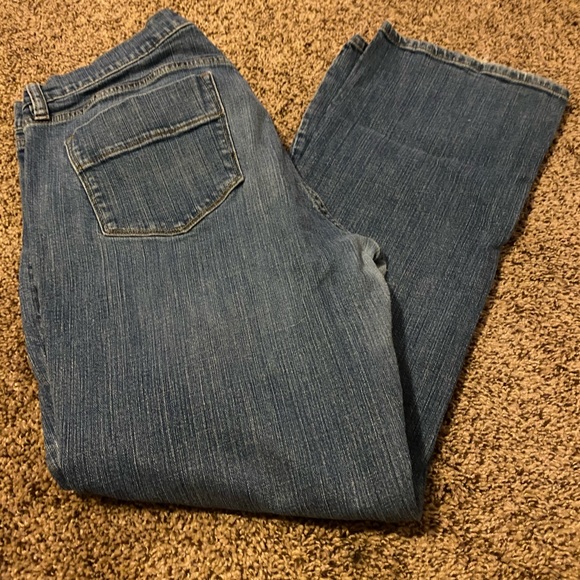 Old Navy Jeans - Picture 2 of 5